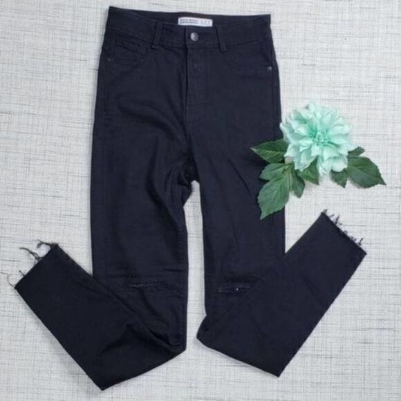 Zara Womens Skinny‎ Jeans Size 2 Black High Rise Sequin Distressed Raw Hem - Picture 1 of 3